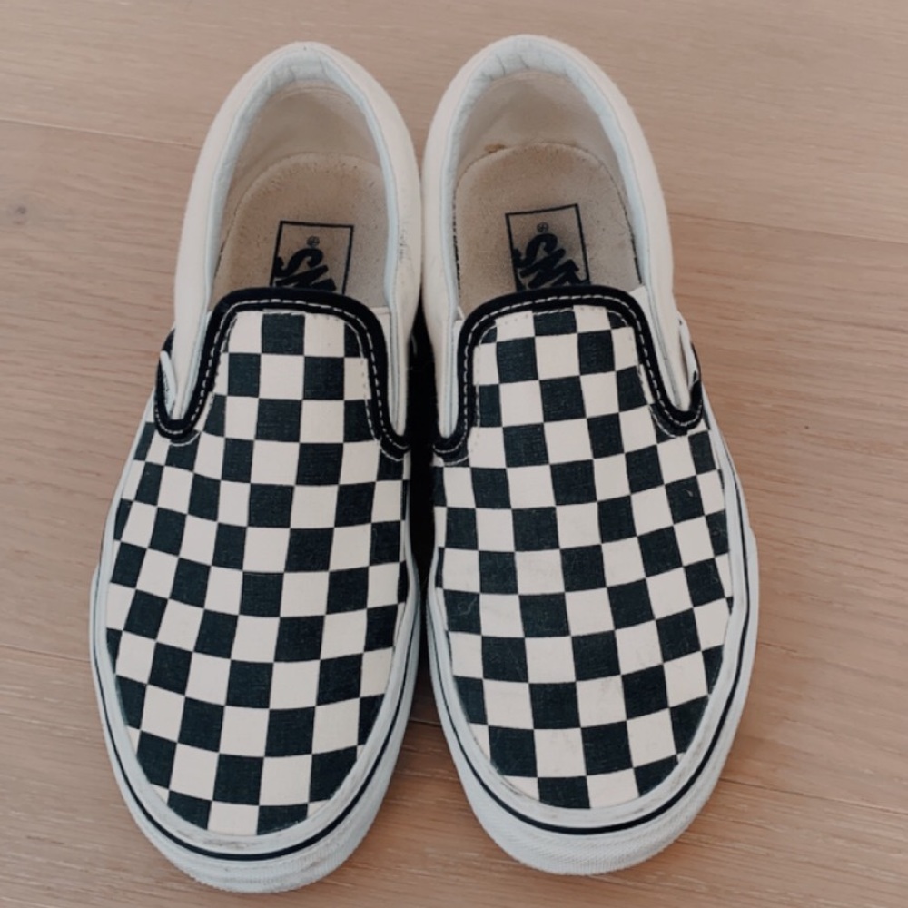 worn once vans